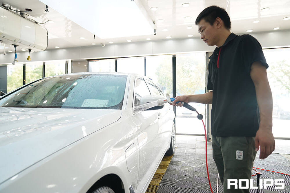 白色車貼ROLIPS的優(yōu)勢是什么？（1）