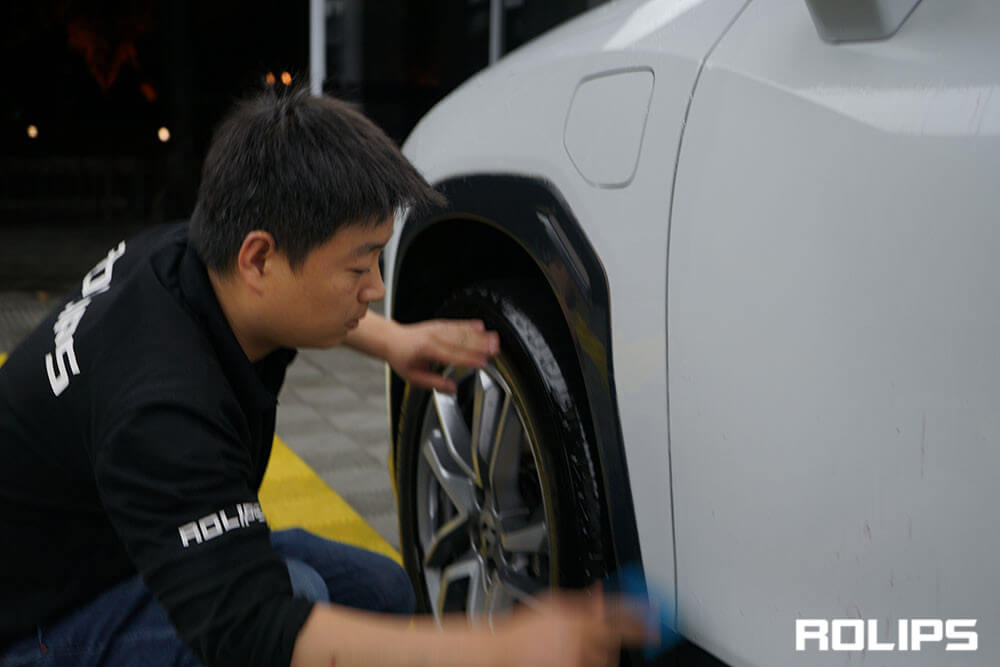 汽車要貼ROLIPS隱形車衣嗎？