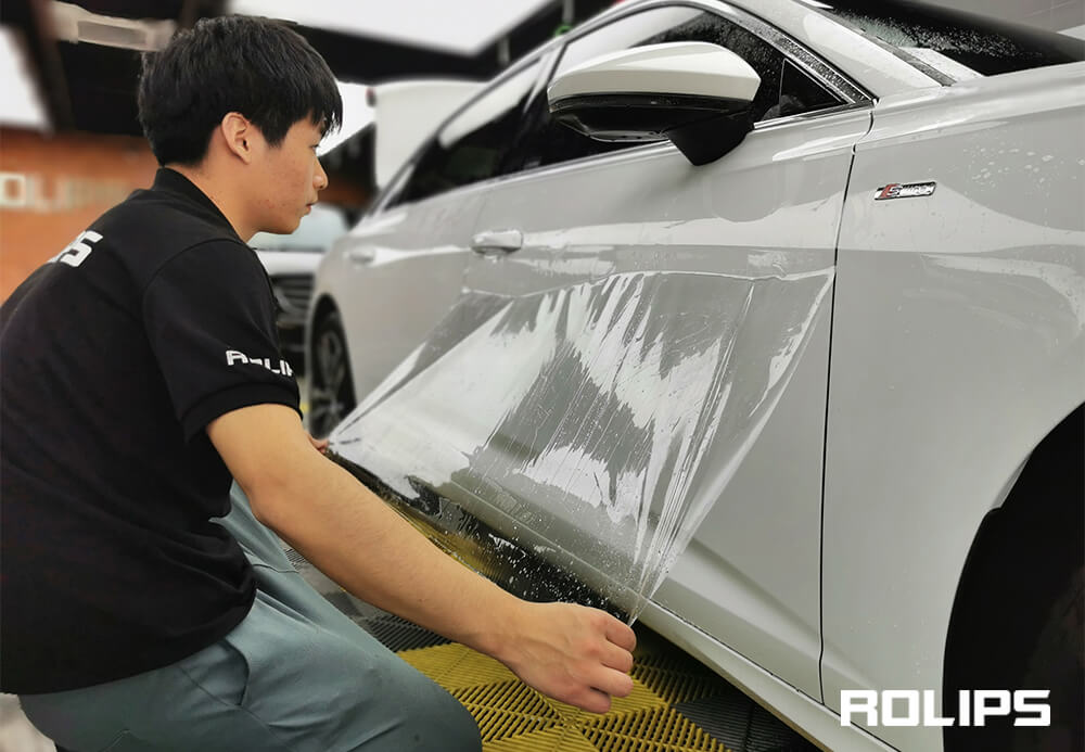 車衣為什么會發(fā)生黃變，老化？撕除的時候會留膠嗎？