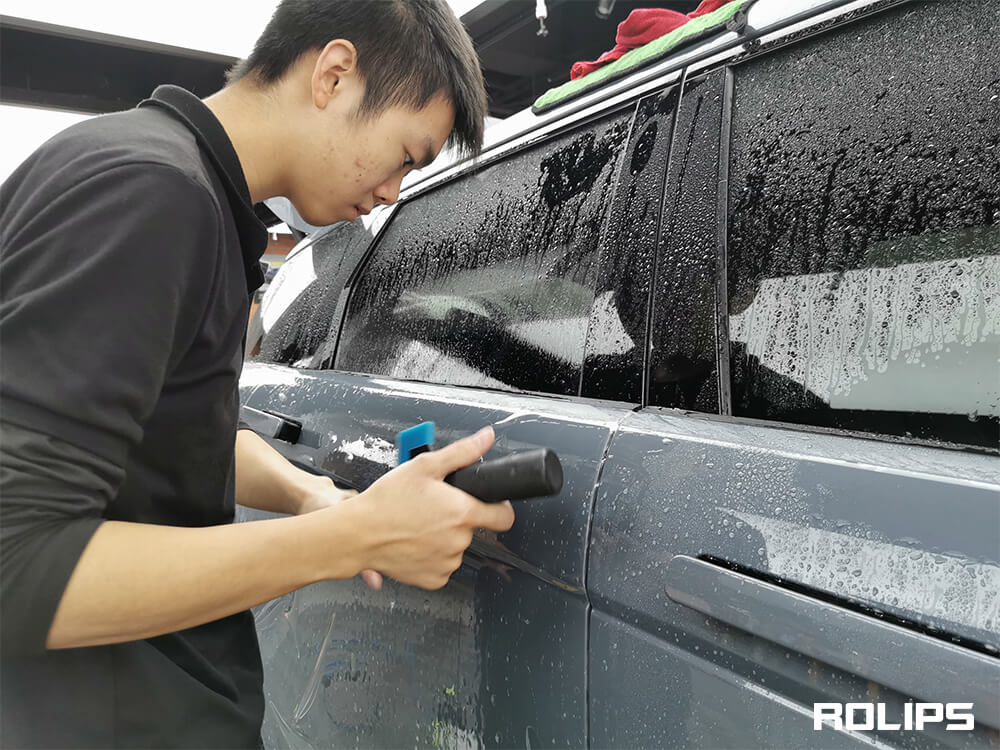 冬季貼車(chē)衣需要注意什么？剛貼完車(chē)衣下雪了怎么辦？（4）