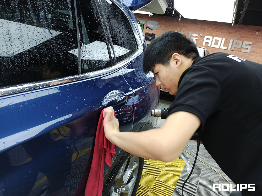 隱形車衣施工的時(shí)候烤膜會(huì)烤壞車漆嗎(5) 隱形車衣施工的時(shí)候烤膜會(huì)烤壞車漆嗎(5)